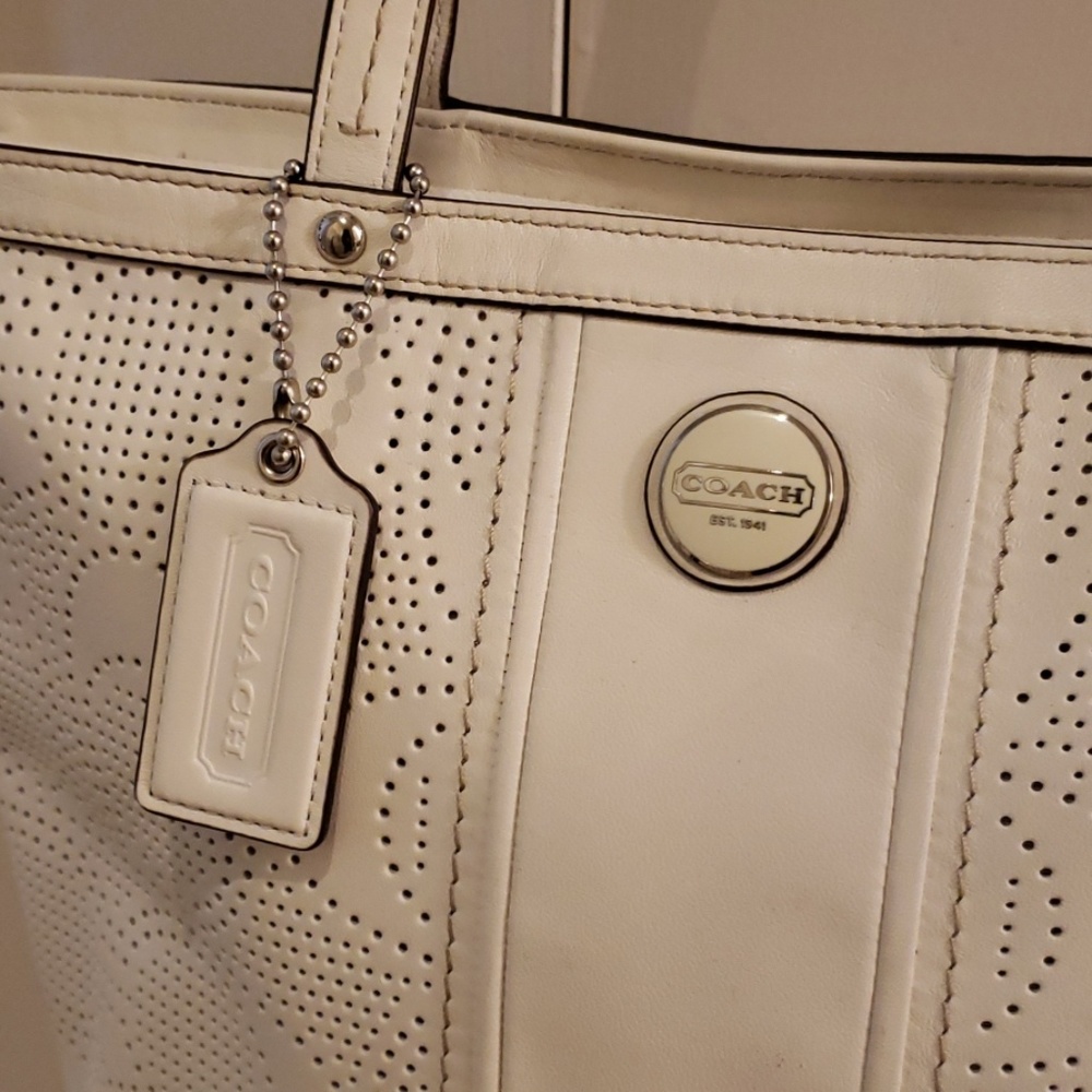 Coach handbag - Picture 3 of 8